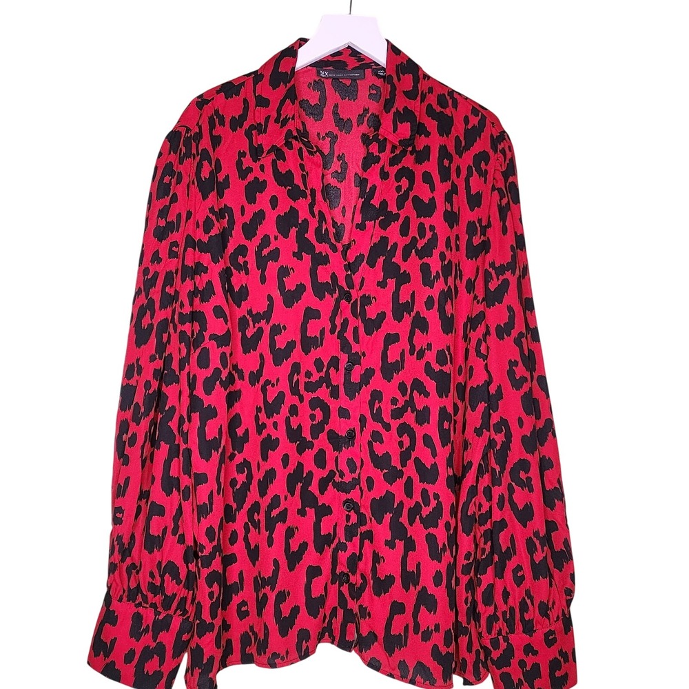 New York & Company Animal Print Long Sleeve Blouse Button Up Shirt Red Black XXL